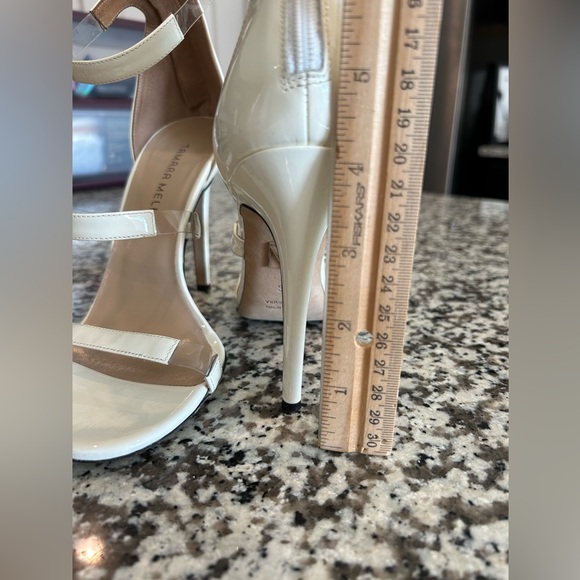 Very sexy, lightly worn, white frontline heels - Picture 6 of 12